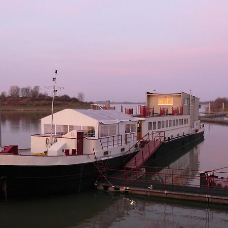 Botel Ophoven Kinrooi Exterior photo